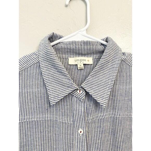 Umgee Blue Striped Tunic with Cream Lace Hem - Picture 7 of 13